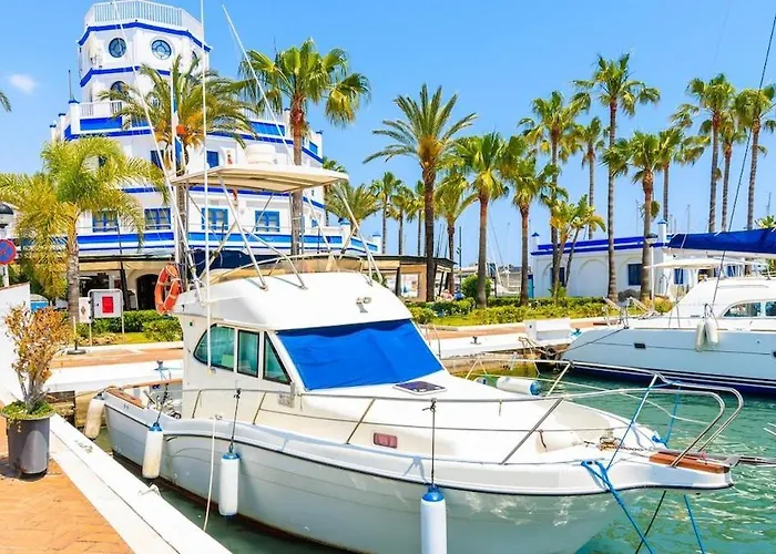 Puerto Deportivo, Apartamento *