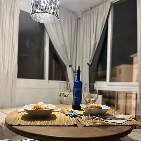 Puerto Deportivo,